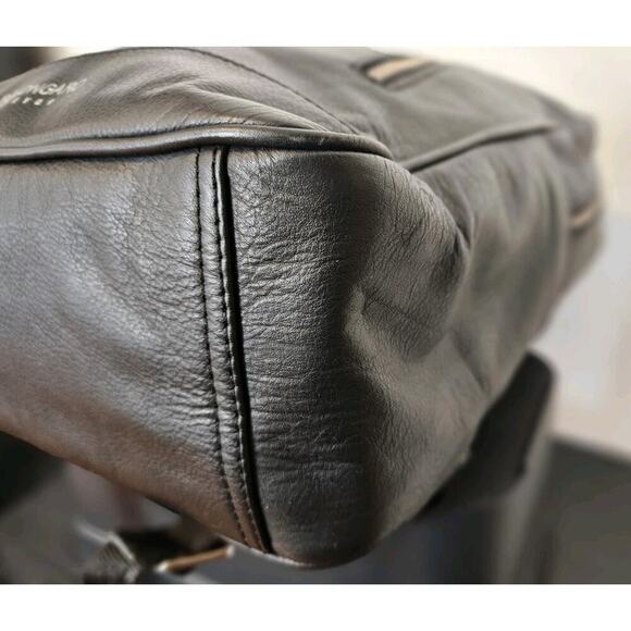 BOLANGARO TREVOR Leather Zipper Backpack Work Travel Black EUC 15x11x5 - Picture 6 of 14